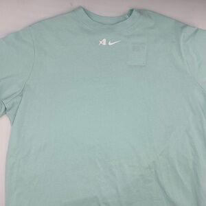 Nike A’ja Wilson Signature Loose Short-Sleeve T-Shirt in Jade Ice/White